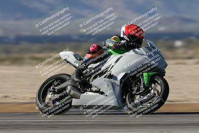 media/Jan-15-2026-Racers Edge (Thu) [[dfebeb70ab]]/3-B Group/Session 1 Turn 8/